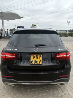 Mercedes-Benz GLC-Class 2016 Black