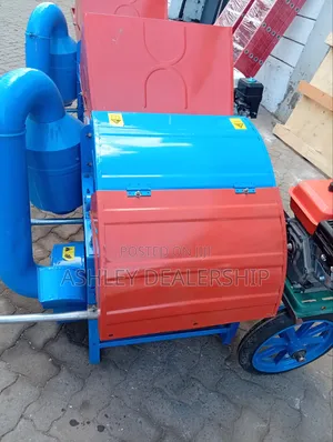 Petrol Rice Thresher Machine