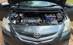 Toyota Belta 2006 Gray