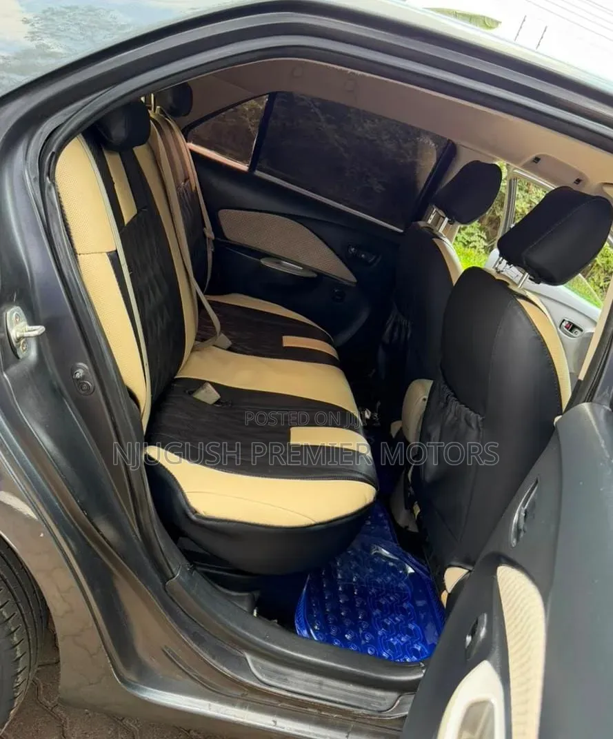 Toyota Belta 2006 Gray