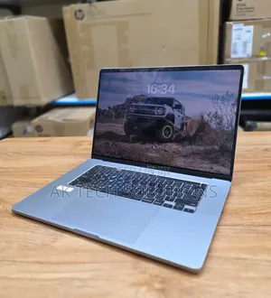 Laptop Apple MacBook Pro 2019 32GB Intel Core i7 SSD 1T