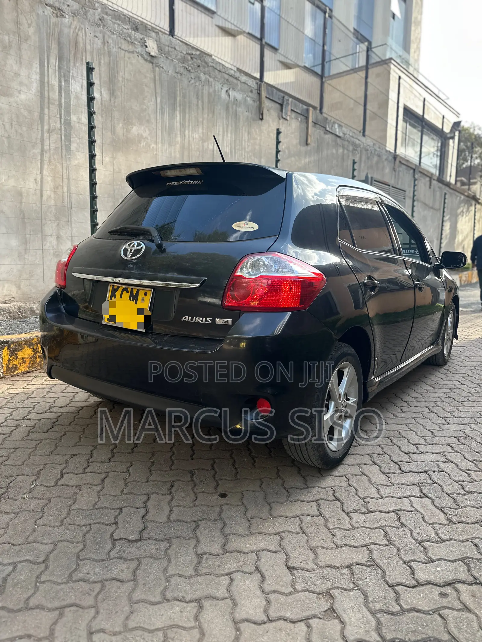 Toyota Auris 2010 Black