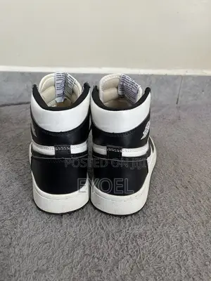Nike Air Jordan 1 High