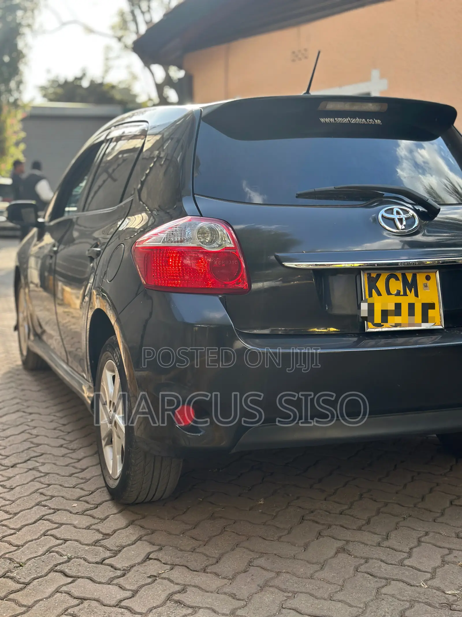 Toyota Auris 2010 Black