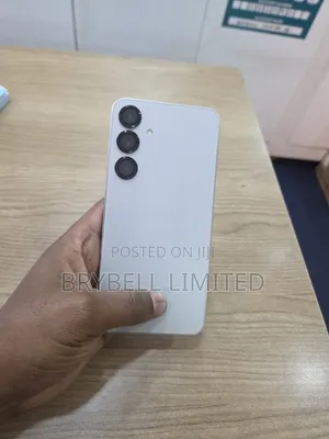 Samsung Galaxy S24+ 256 GB White