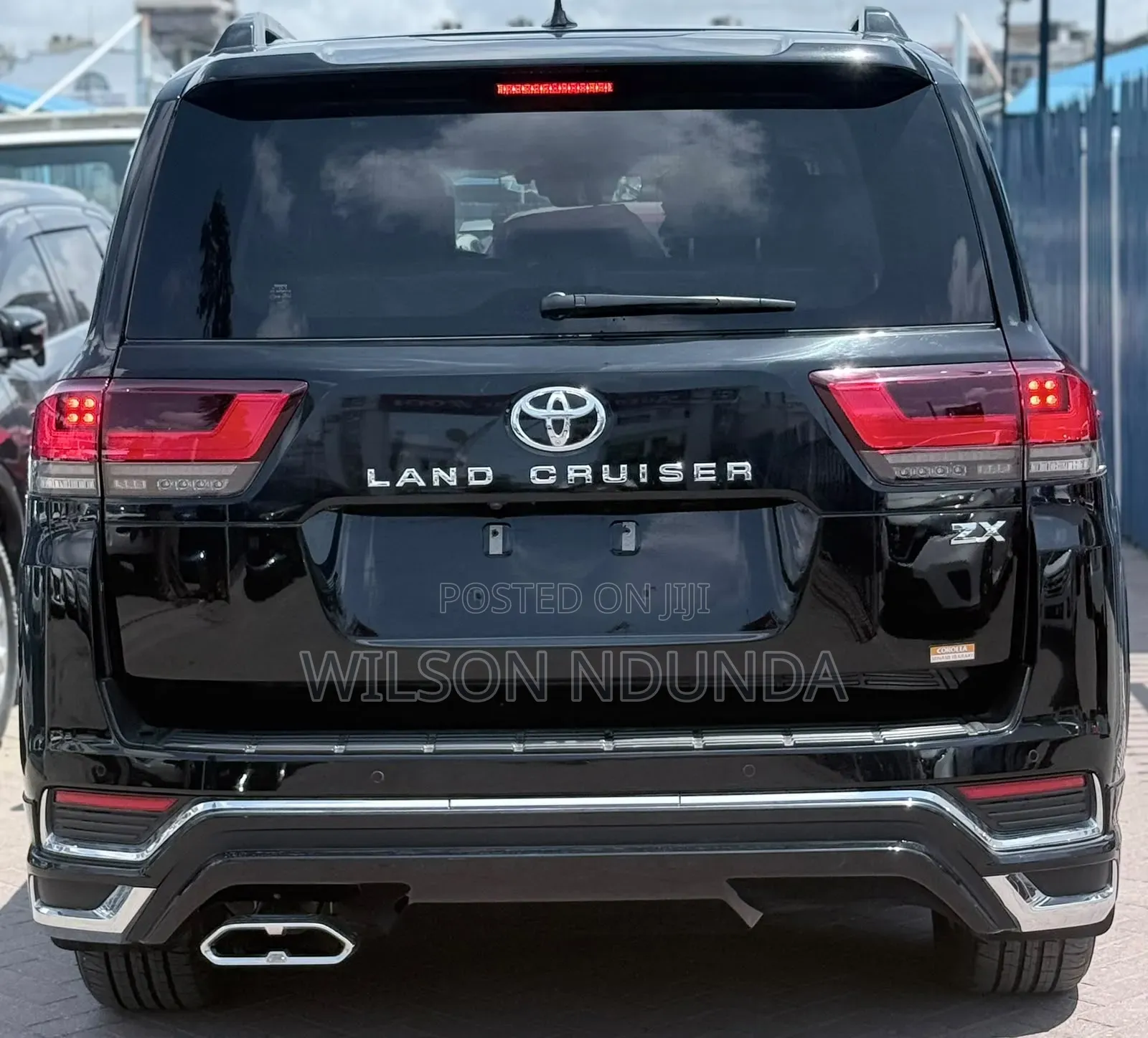 Toyota Land Cruiser 2023 Black