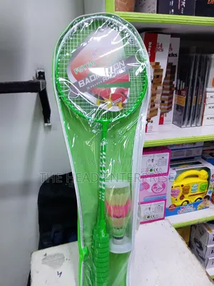 Badminton Racket for Kids With 3 Shuttle Cork