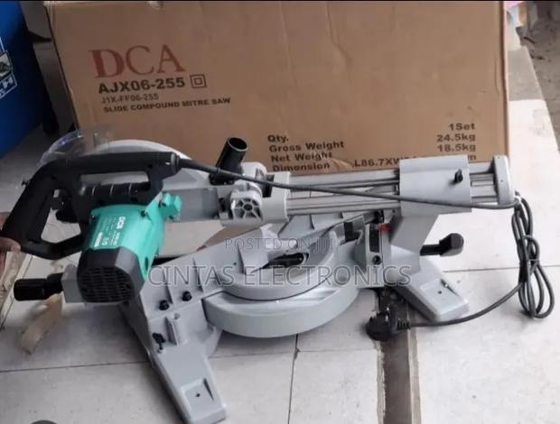DCA 10-Inch Sliding Compound Mitre Saw