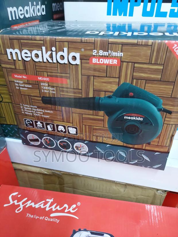 Meakida Blower