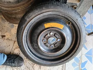 Sample/ Spare Tyre 105/70d14