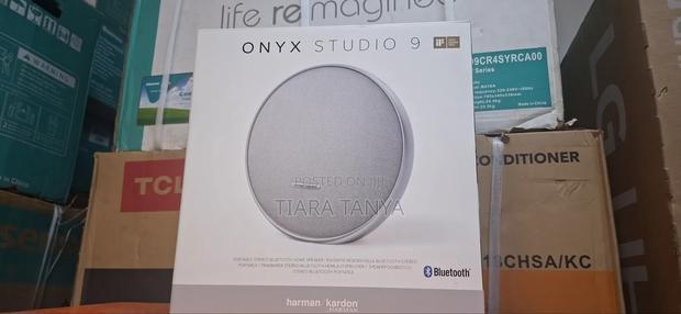 Harman Kardon Onyx Studio 9 Bluetooth Speaker – Black - thumbnail 2