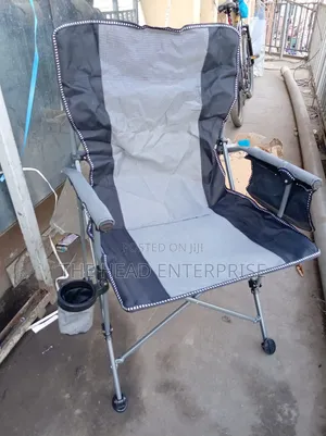 Portable Foldable Traveling Chair With Tumpler Holder