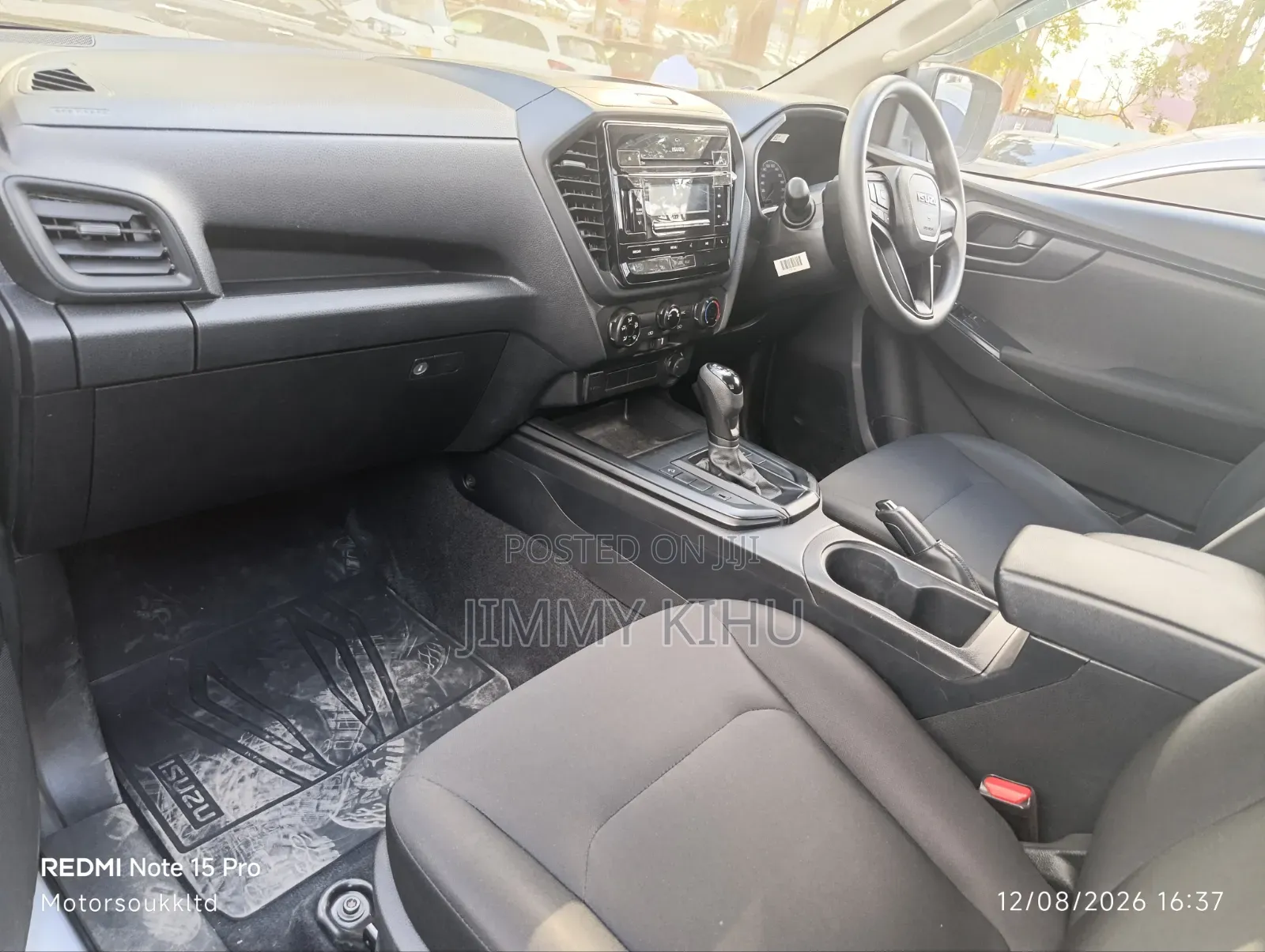New Isuzu D-MAX 2023 Pearl