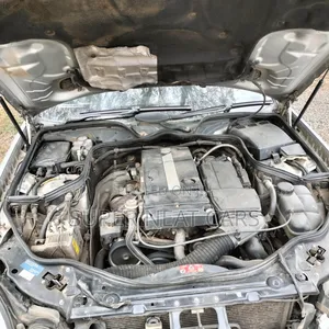 Mercedes-Benz E200 2003 Silver
