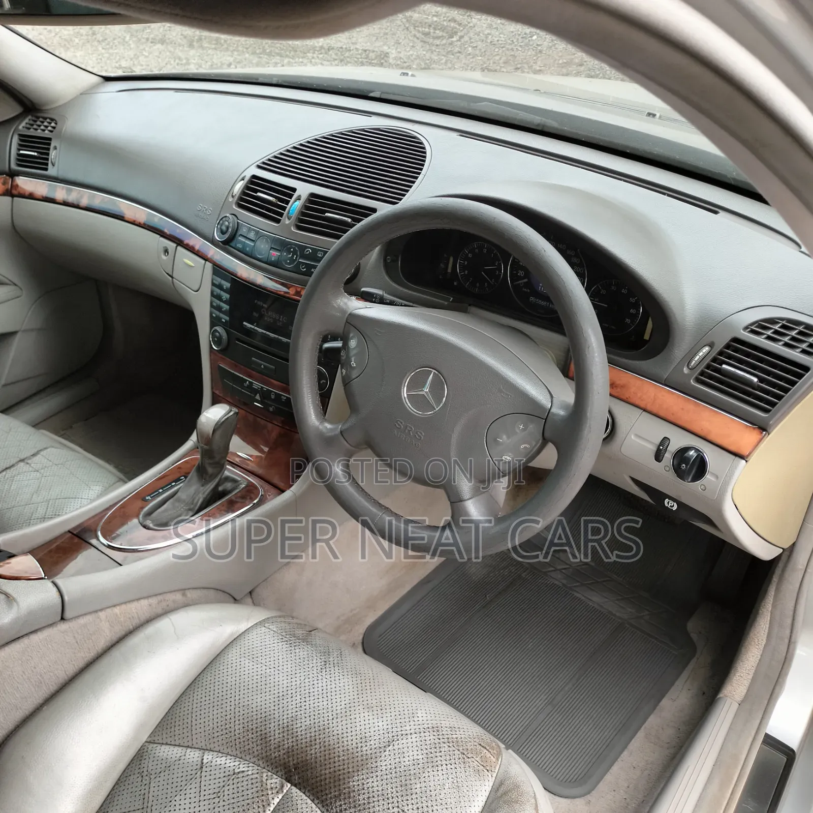 Mercedes-Benz E200 2003 Silver
