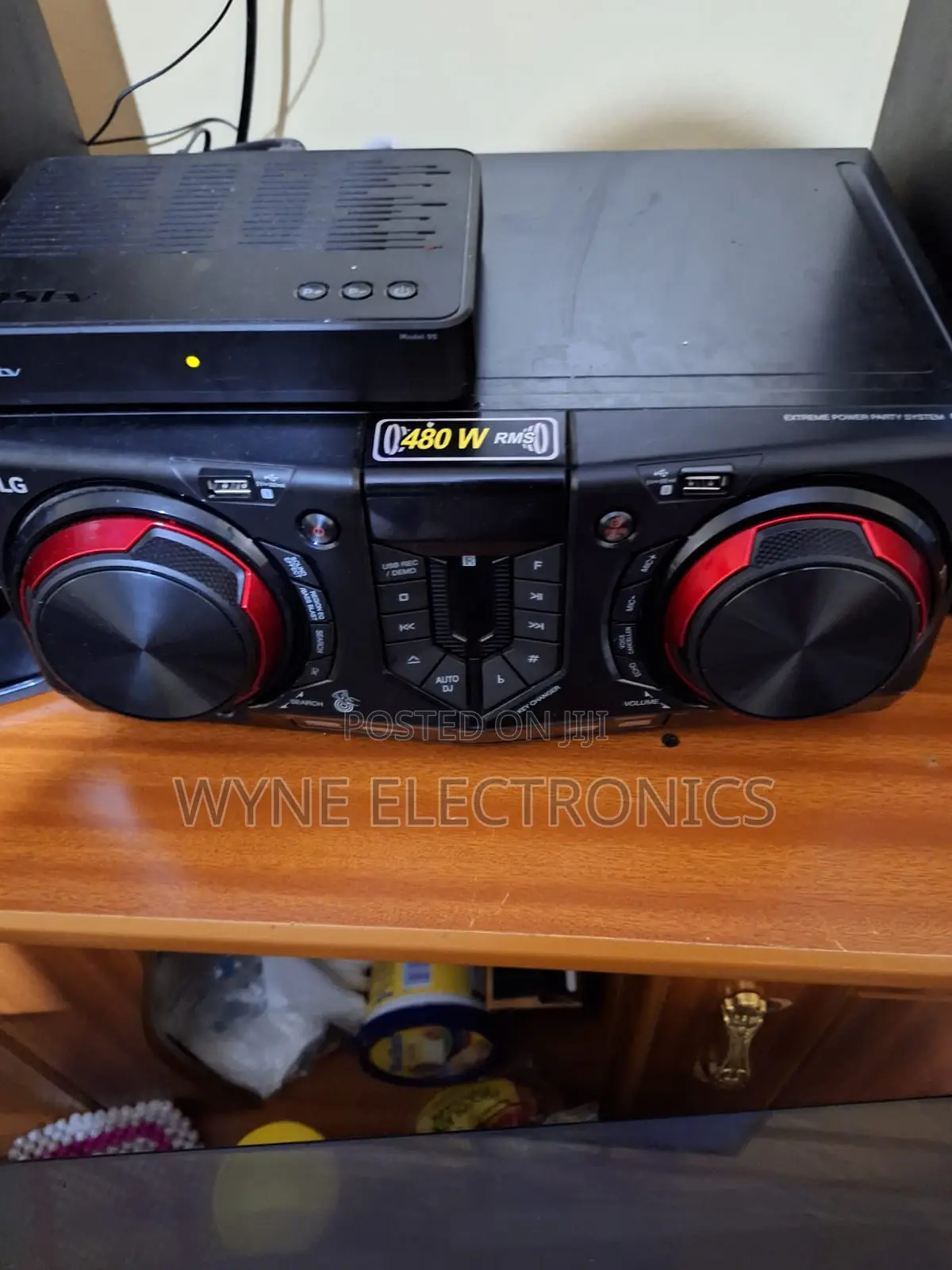 LG Power Party System CJ44