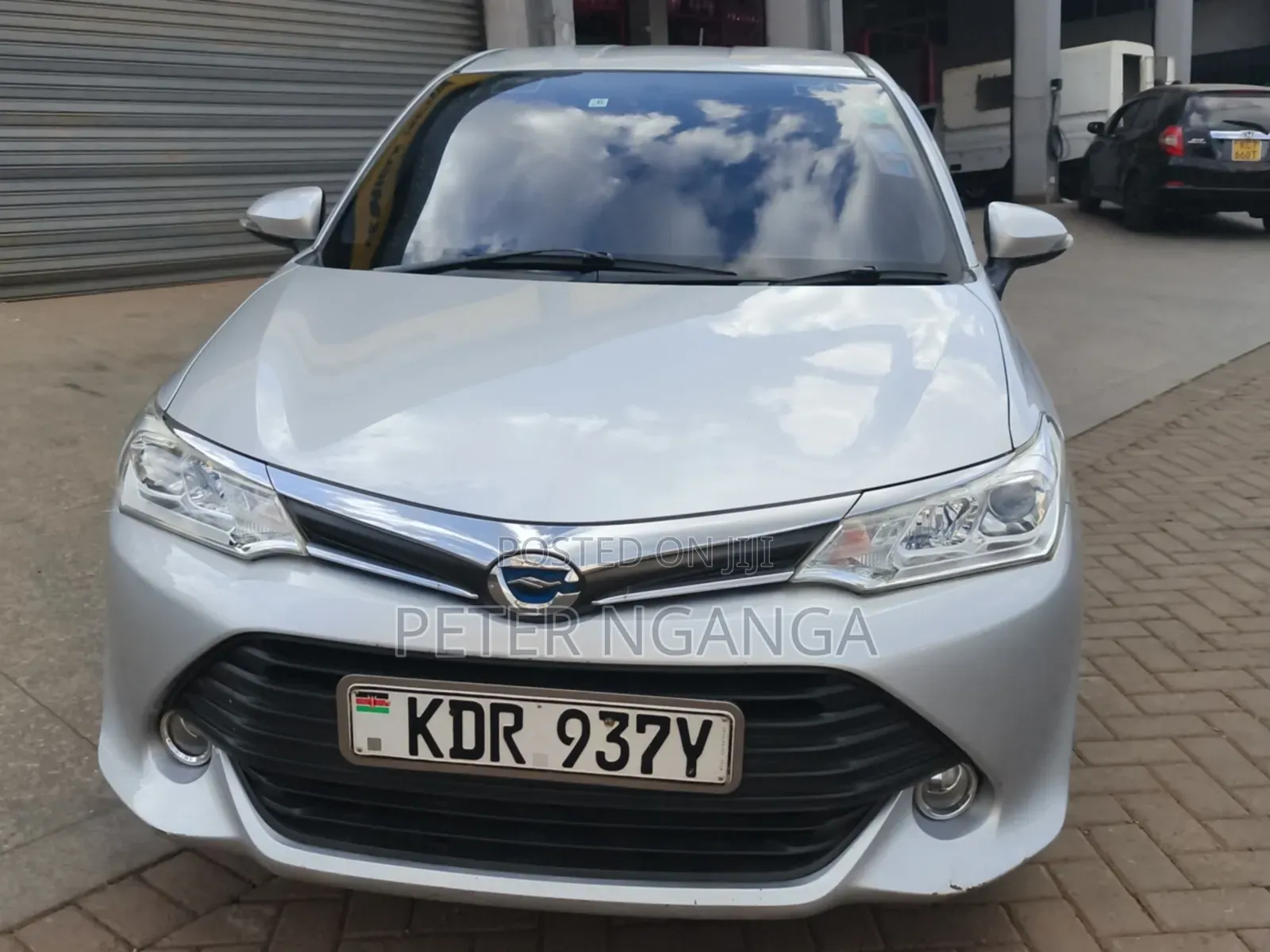 Toyota Corolla Fielder 1.5 Hybrid FWD 2017 Silver
