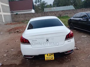 Peugeot 5008 2015 White