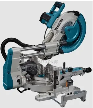 Makita 1800W Sliding Compound Miter Saw
