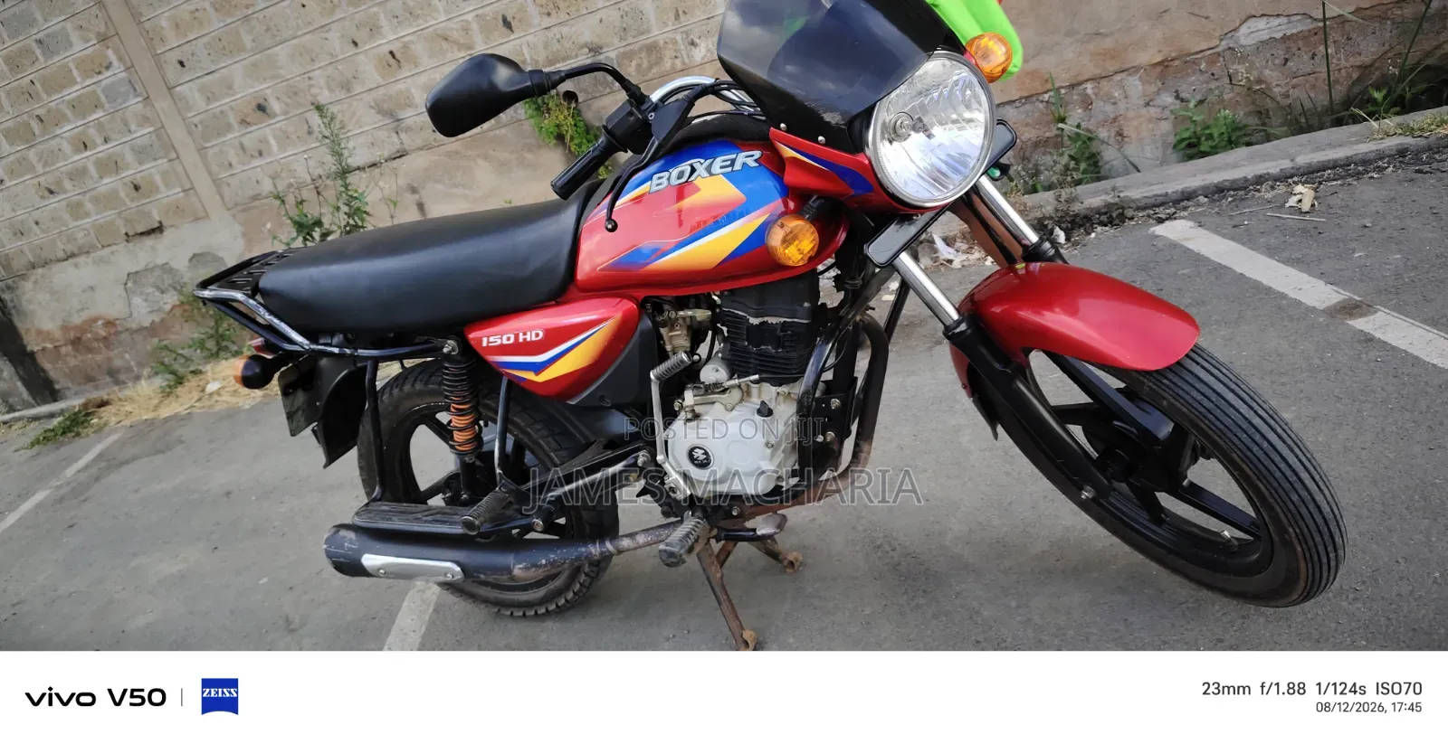 Bajaj Boxer 150 UG 2026 Red
