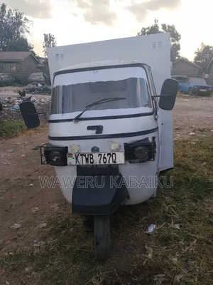 Piaggio Scooter 2022 White