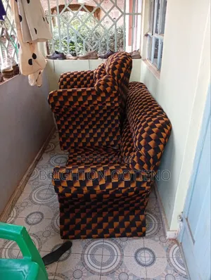 Selling a Sofa Sets