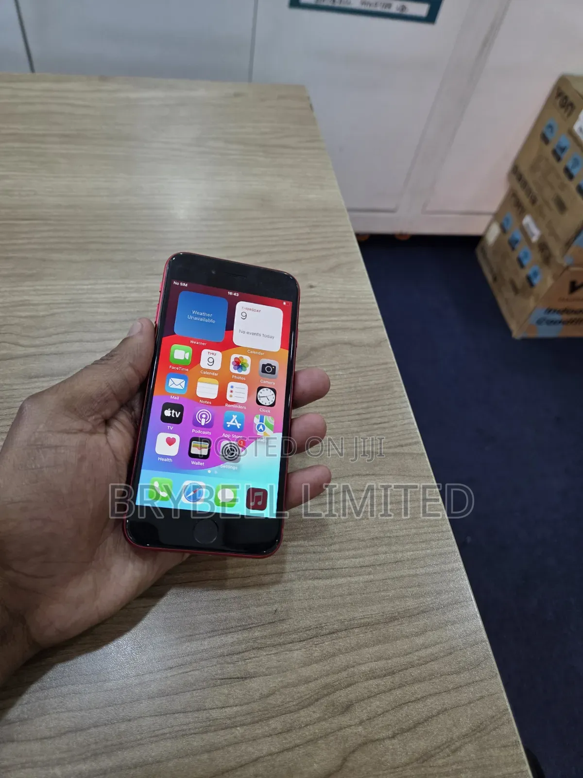 Apple iPhone SE (2020) 64 GB Red