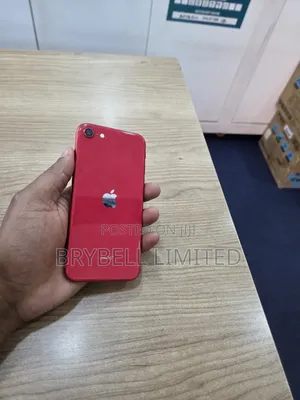 Apple iPhone SE (2020) 64 GB Red