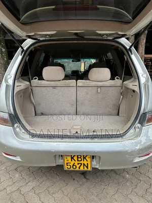 Toyota Gaia 2004 Silver