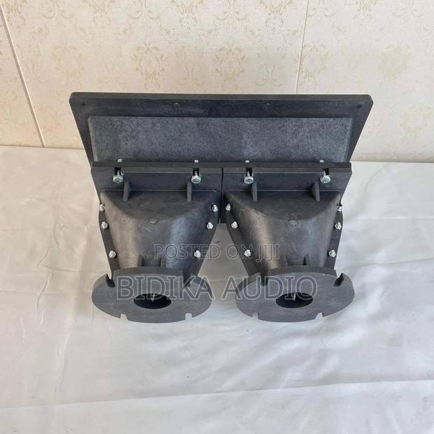 : Heavy-Duty Dual 2" Bolt-on Line Array Waveguide Horn Flare