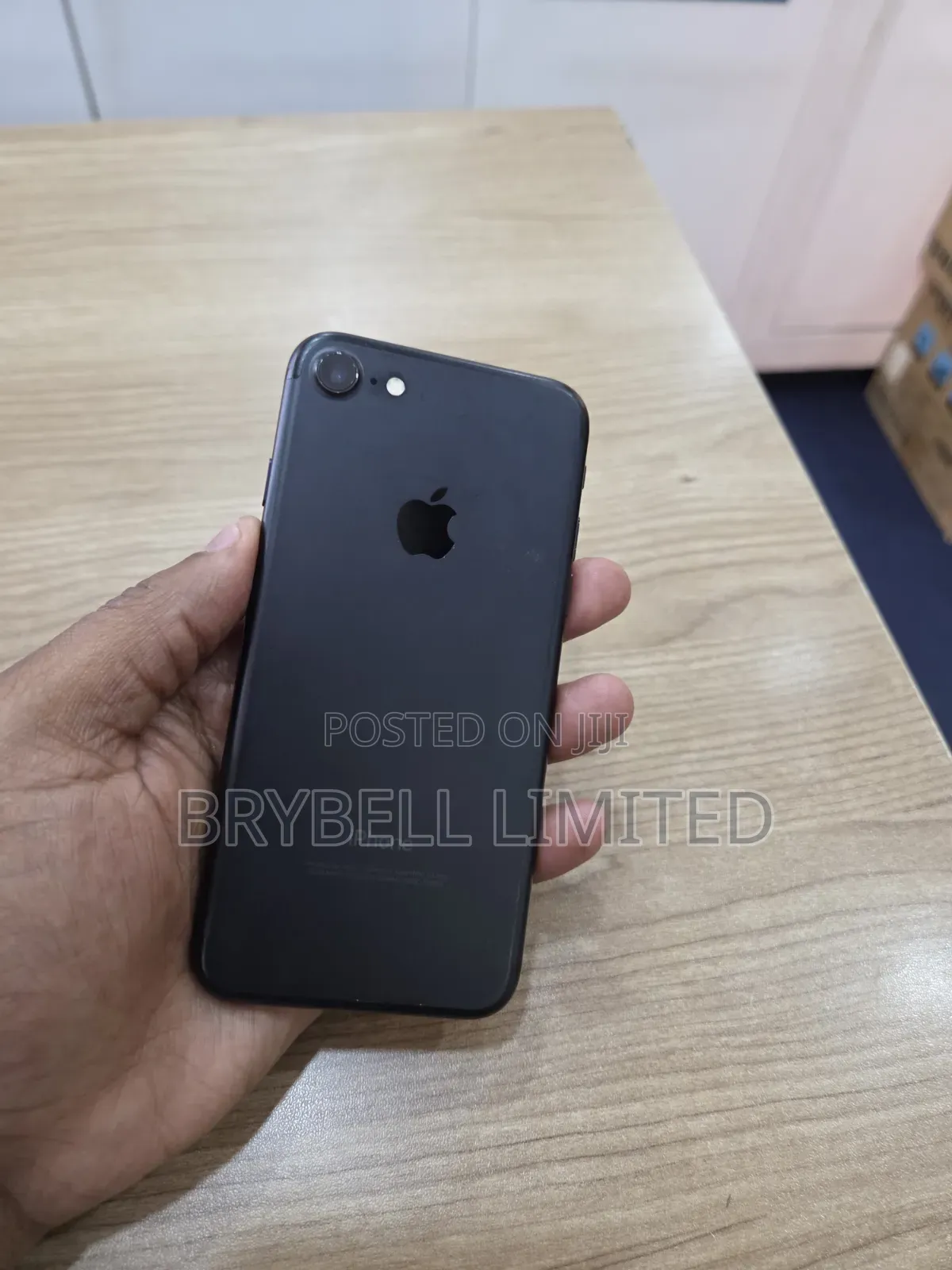 Apple iPhone 7 32 GB Black
