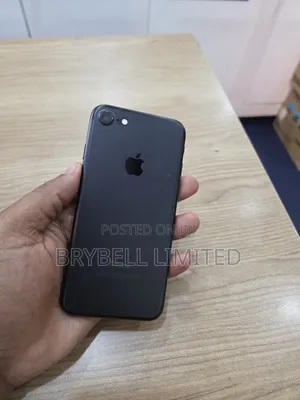 Apple iPhone 7 32 GB Black