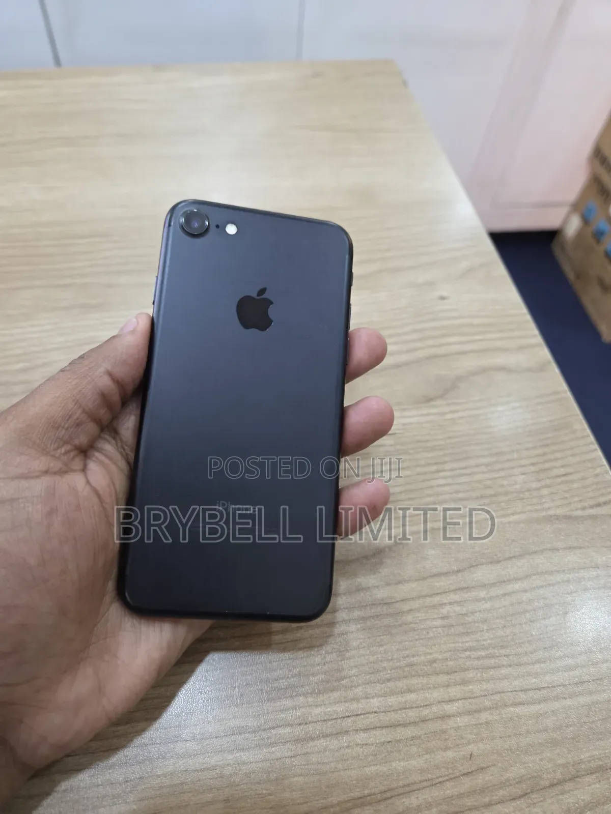 Apple iPhone 7 32 GB Black