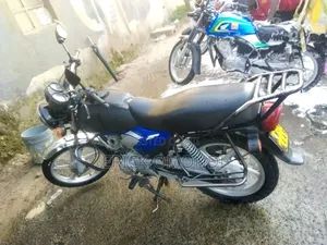 TVS HLX 125 2020 Blue