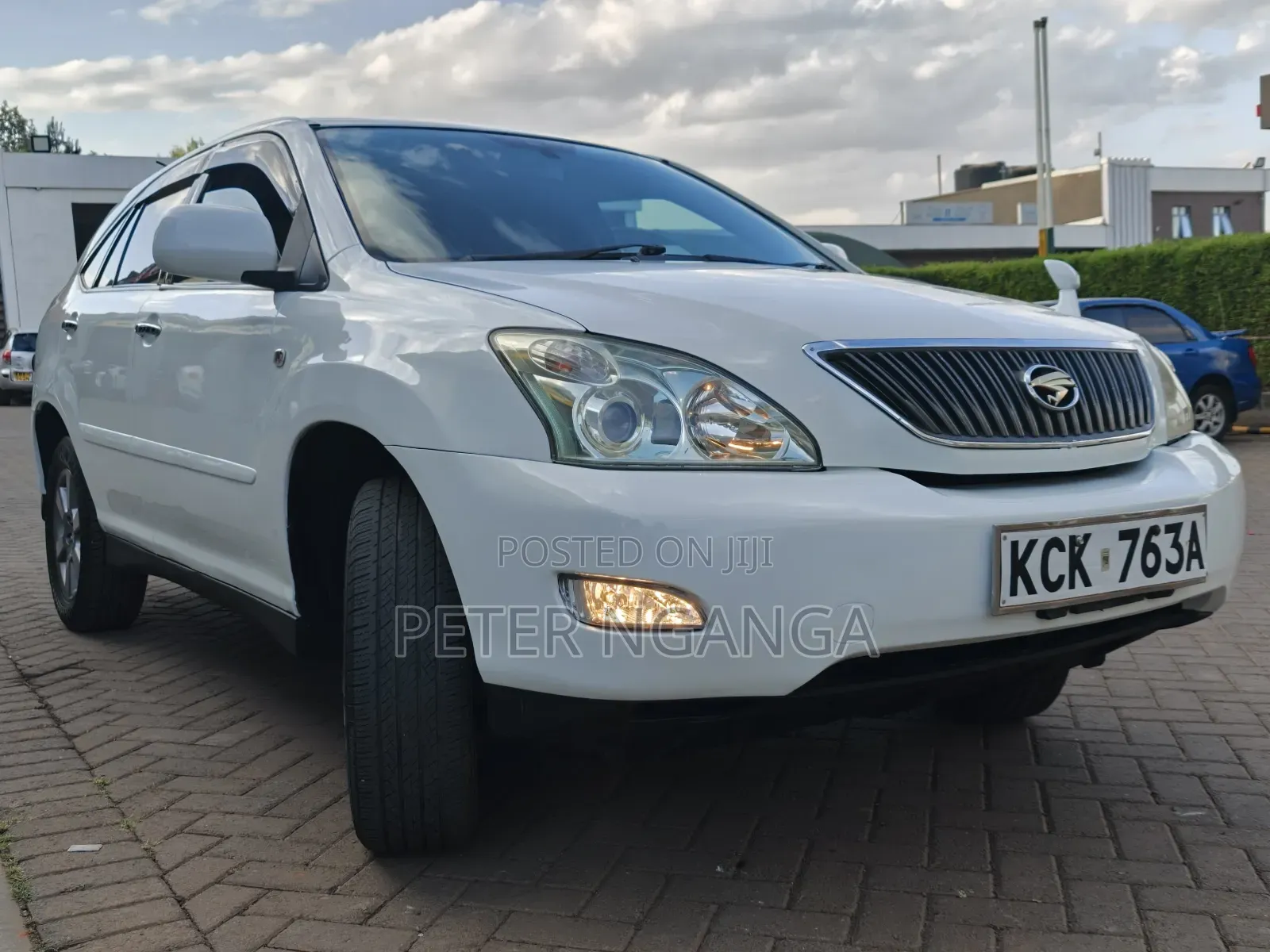 Toyota Harrier 2010 White