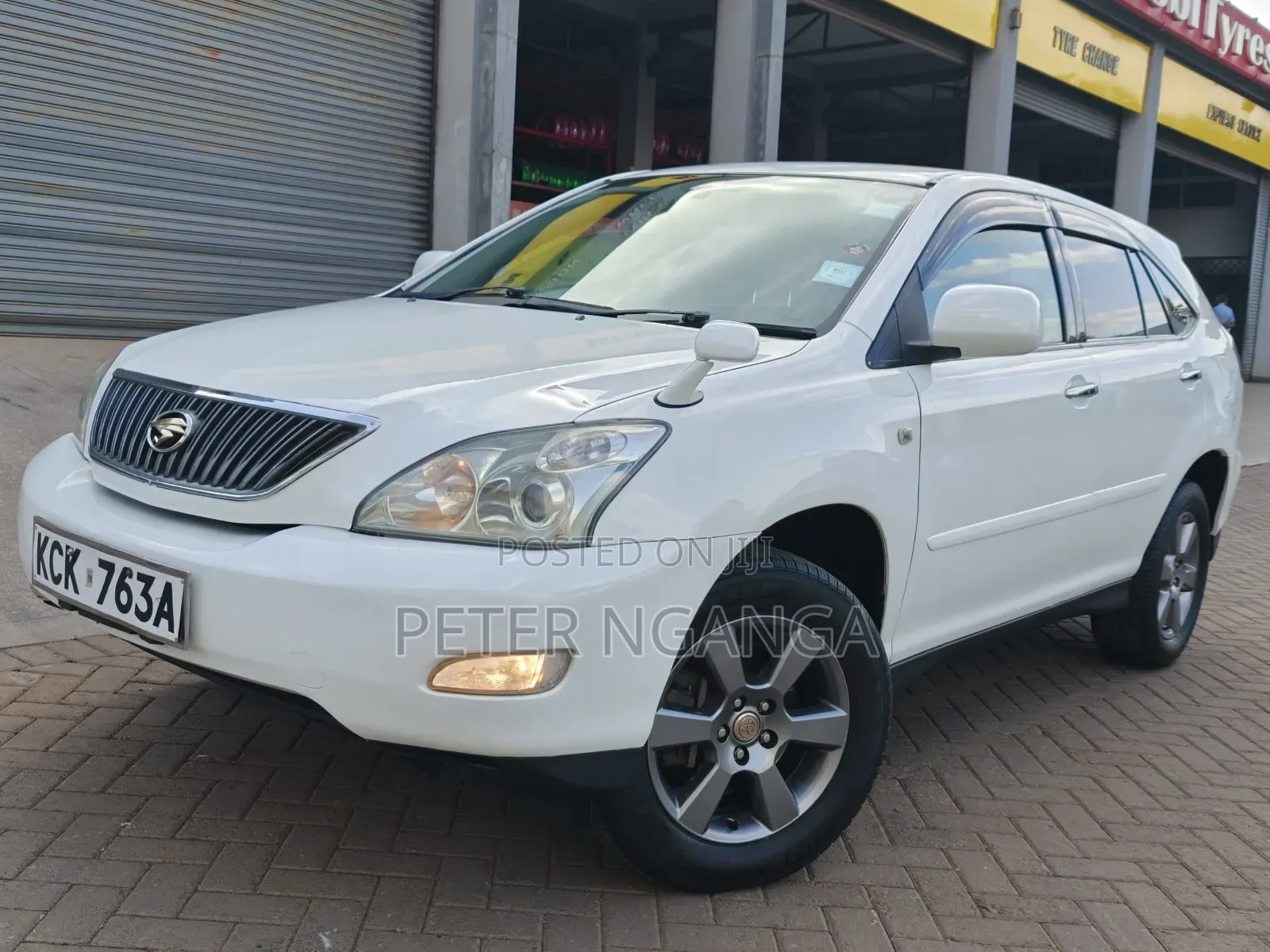 Toyota Harrier 2010 White