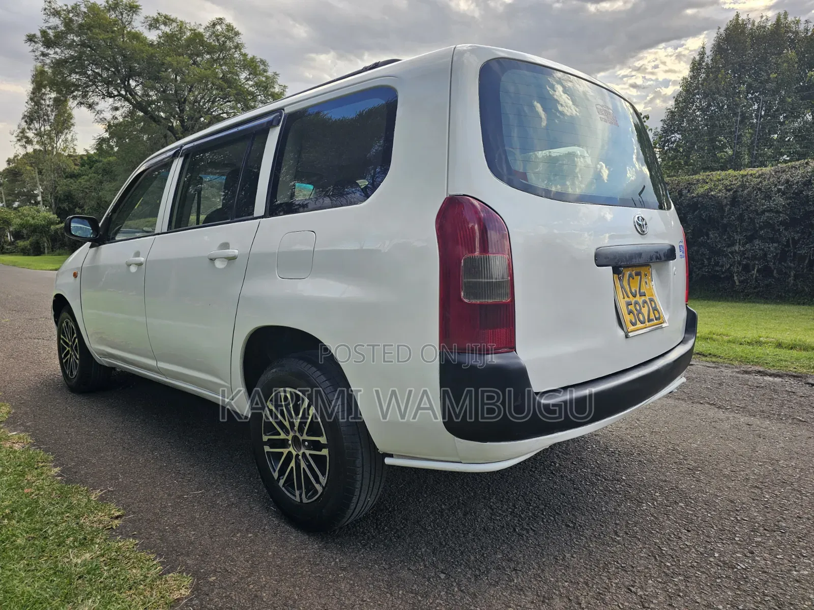 Toyota Probox 2013 White