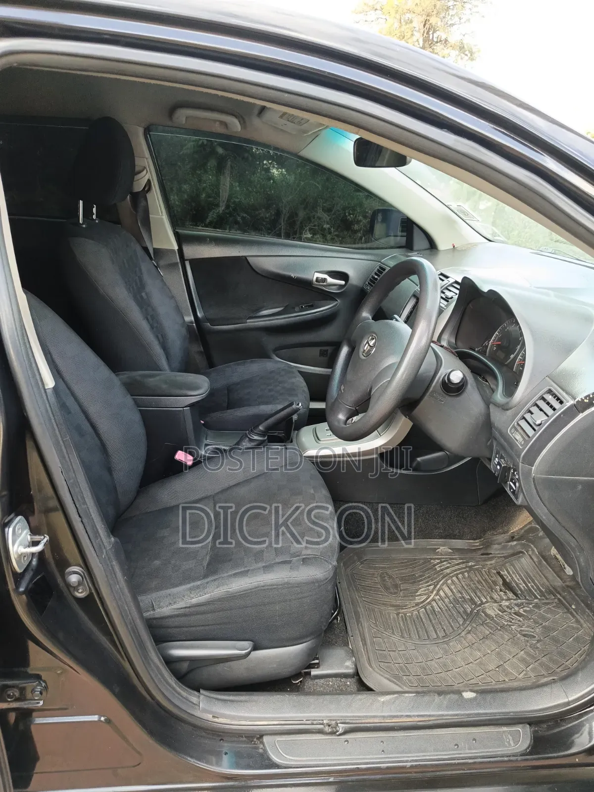 Toyota Corolla Fielder 2011 Black