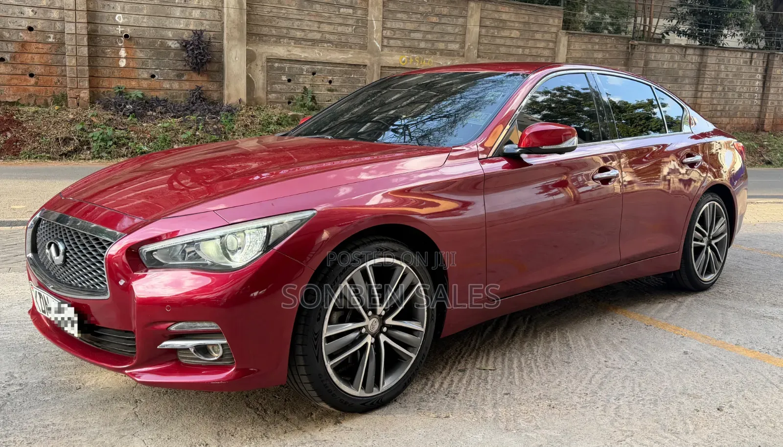 Nissan Skyline 2016 Red