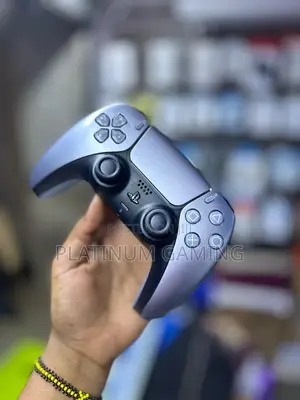 Sterling Silver Wireless Controller /Ex-Uk Ps5 Controller