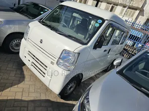 Suzuki Every 2019 White