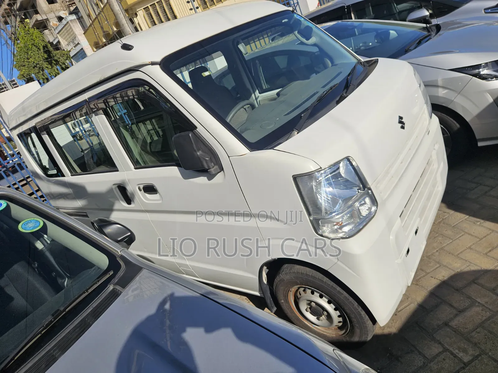 Suzuki Every 2019 White