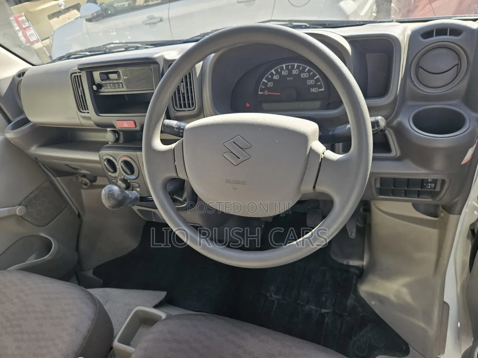 Suzuki Every 2019 White