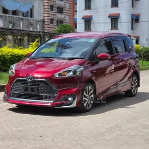 Toyota Sienta 2019 Maroon