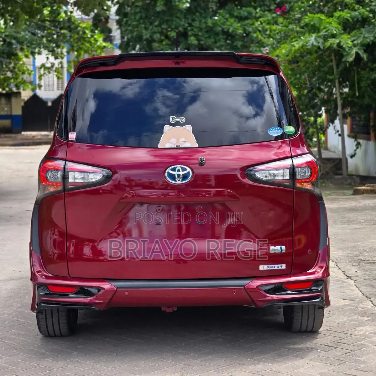 Toyota Sienta 2019 Maroon