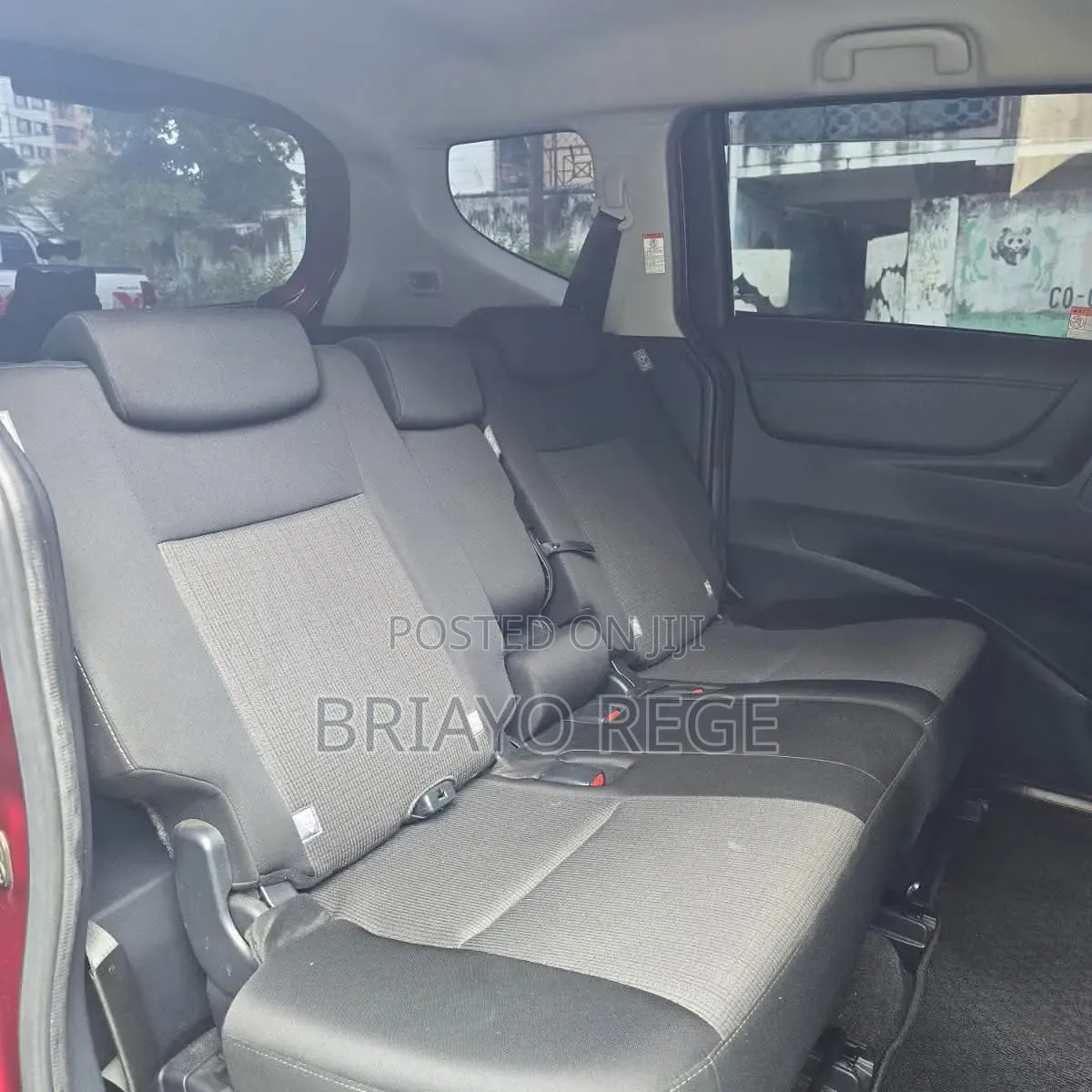 Toyota Sienta 2019 Maroon