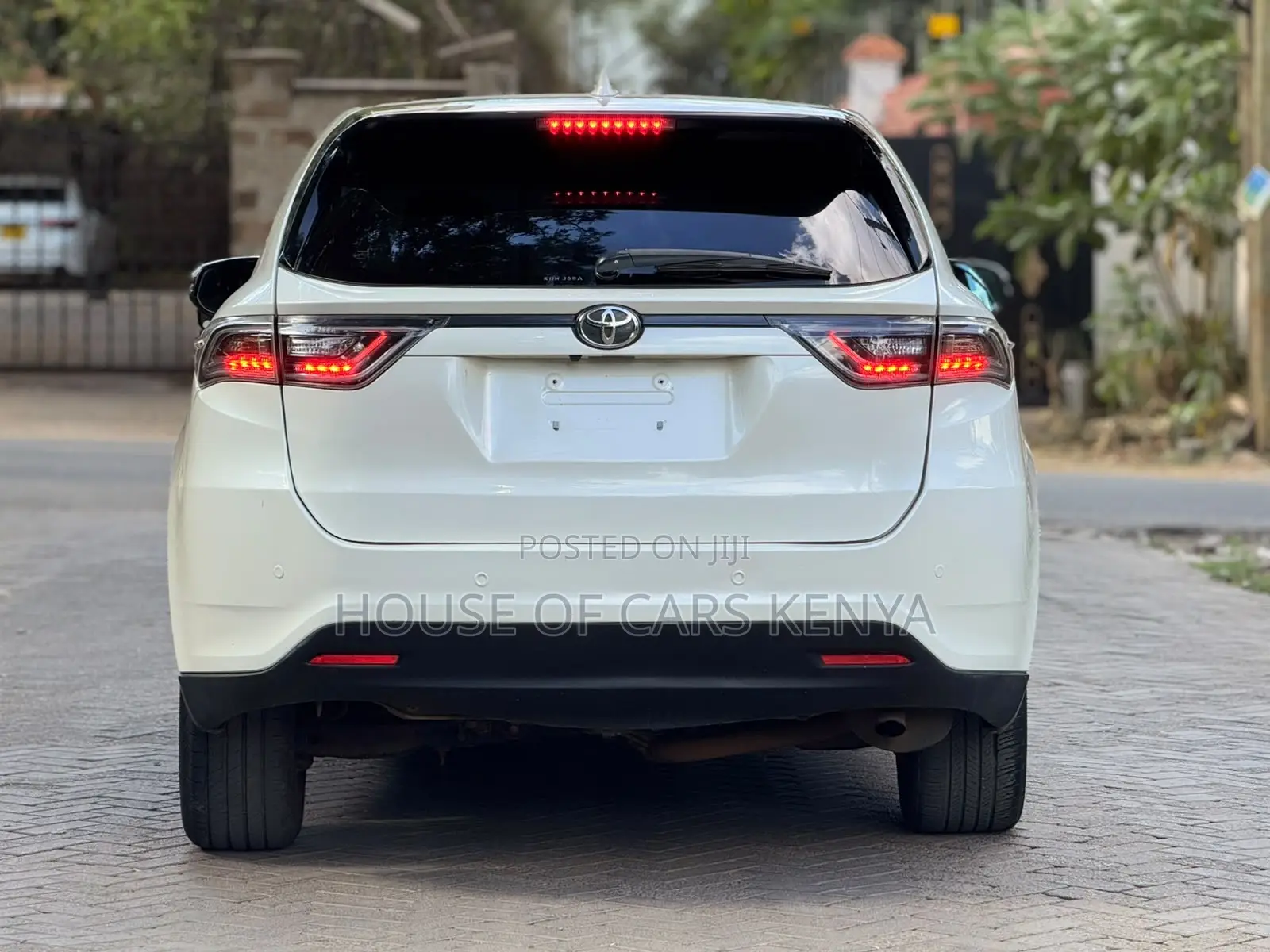Toyota Harrier 2016 White