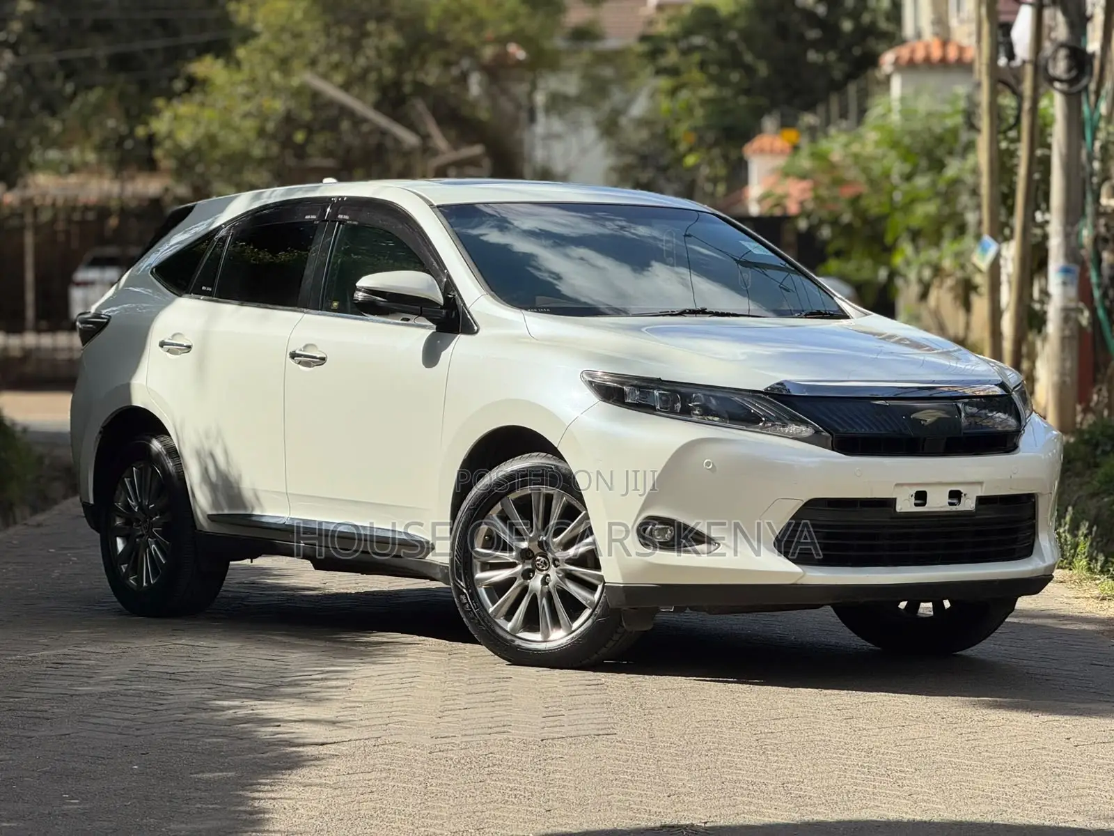 Toyota Harrier 2016 White