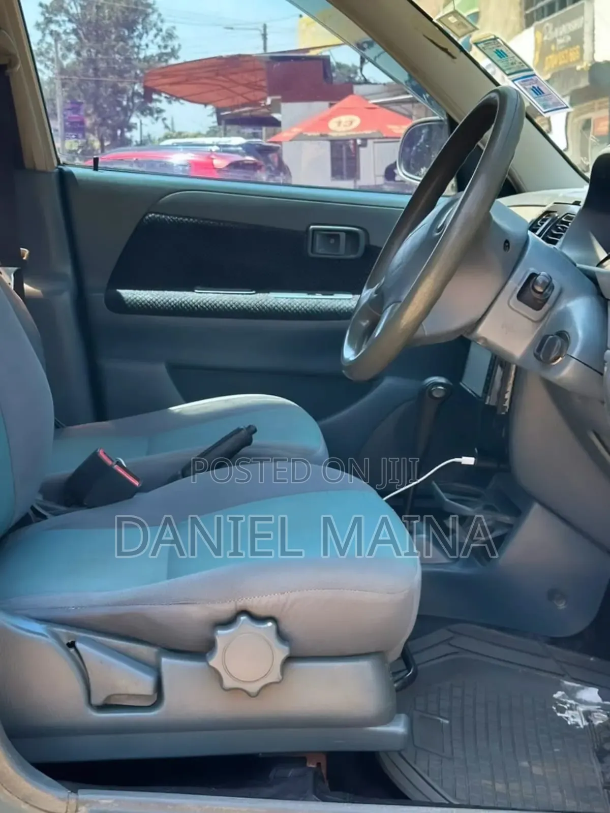 Toyota Duet 2001 Silver