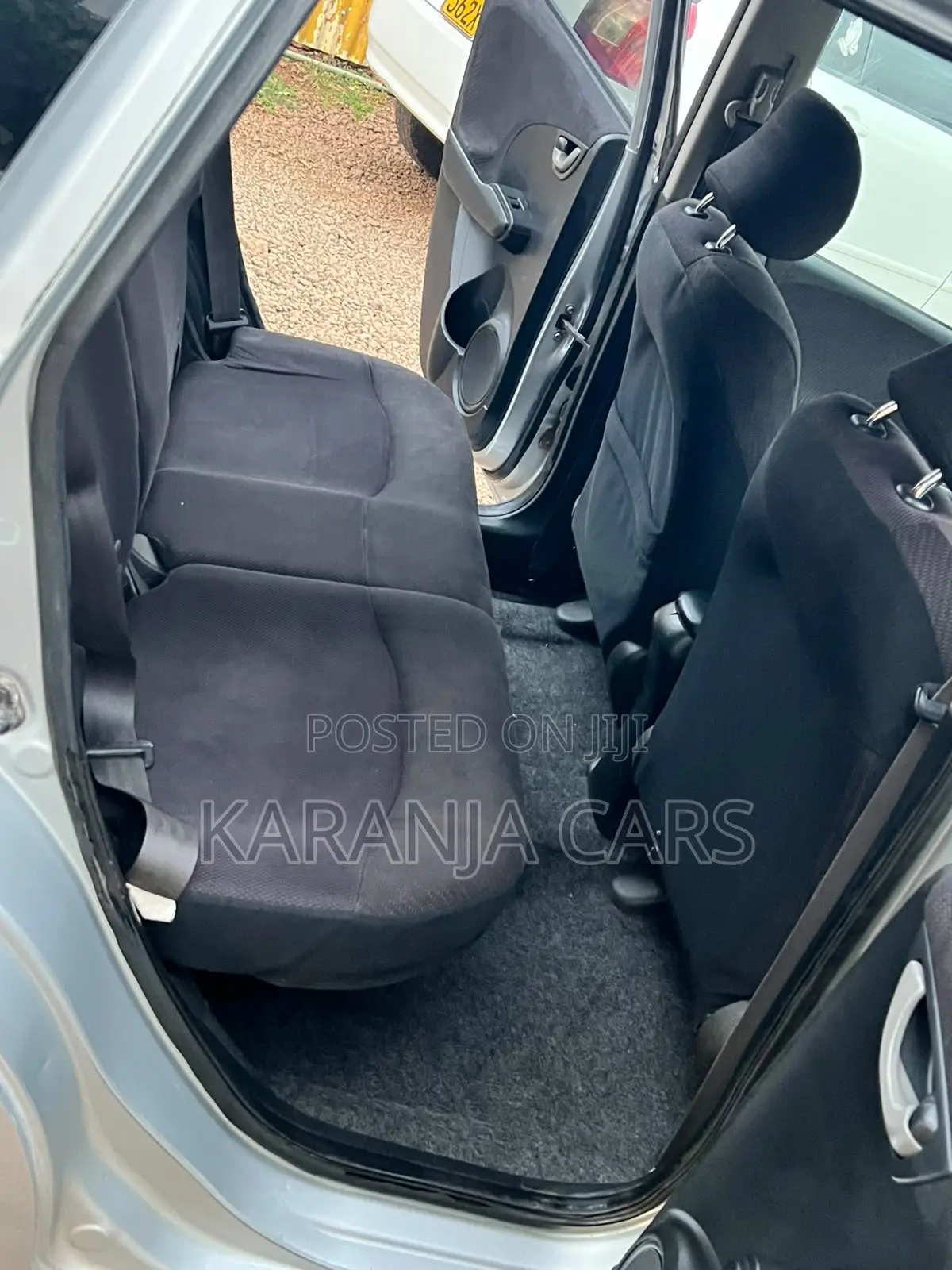Honda Fit Automatic 2012 Silver